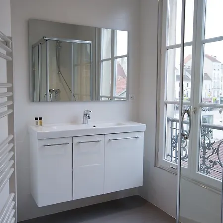 By Jo - Proc 2d Apartamento Saint-Germain-en-Laye