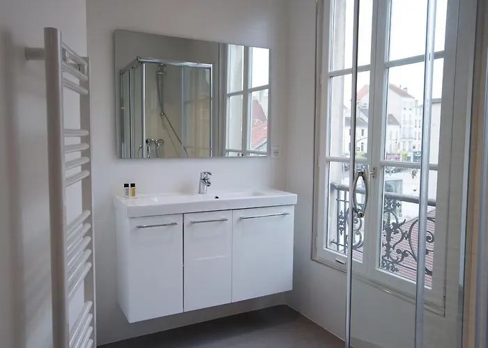 By Jo - Proc 2d アパート サン＝ジェルマン＝アン＝レー