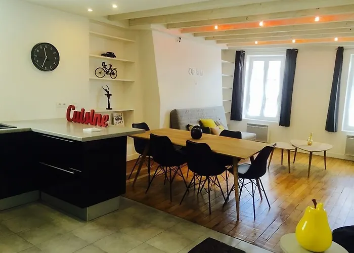 アパート By Jo - Proc 2d サン＝ジェルマン＝アン＝レー