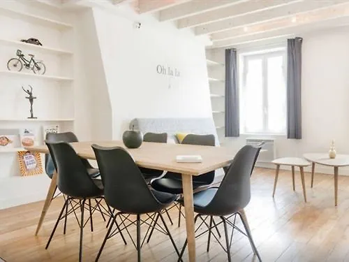 By Jo - Proc 2d アパート サン＝ジェルマン＝アン＝レー